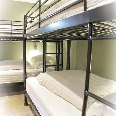 Apartahotel Lumely Fee Bunkhouse Kendal