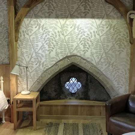Aparthotel Lumely Fee Bunkhouse 3*