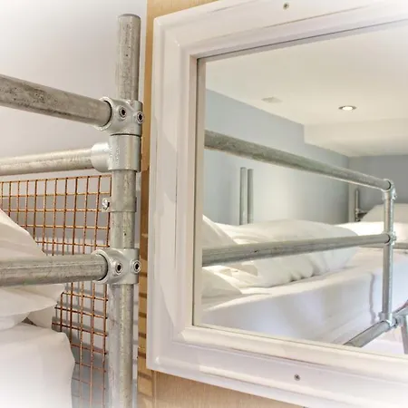Aparthotel Lumely Fee Bunkhouse Kendal